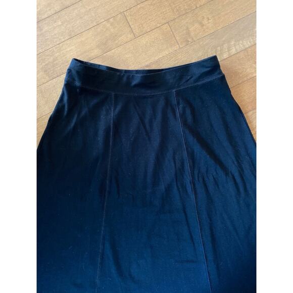 L.L Bean Skirt Black Midi Stretch A-Line Pull On Casual Solid size medium - Picture 3 of 8